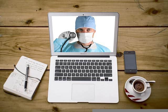 Защо да се консултирате онлайн с лекар